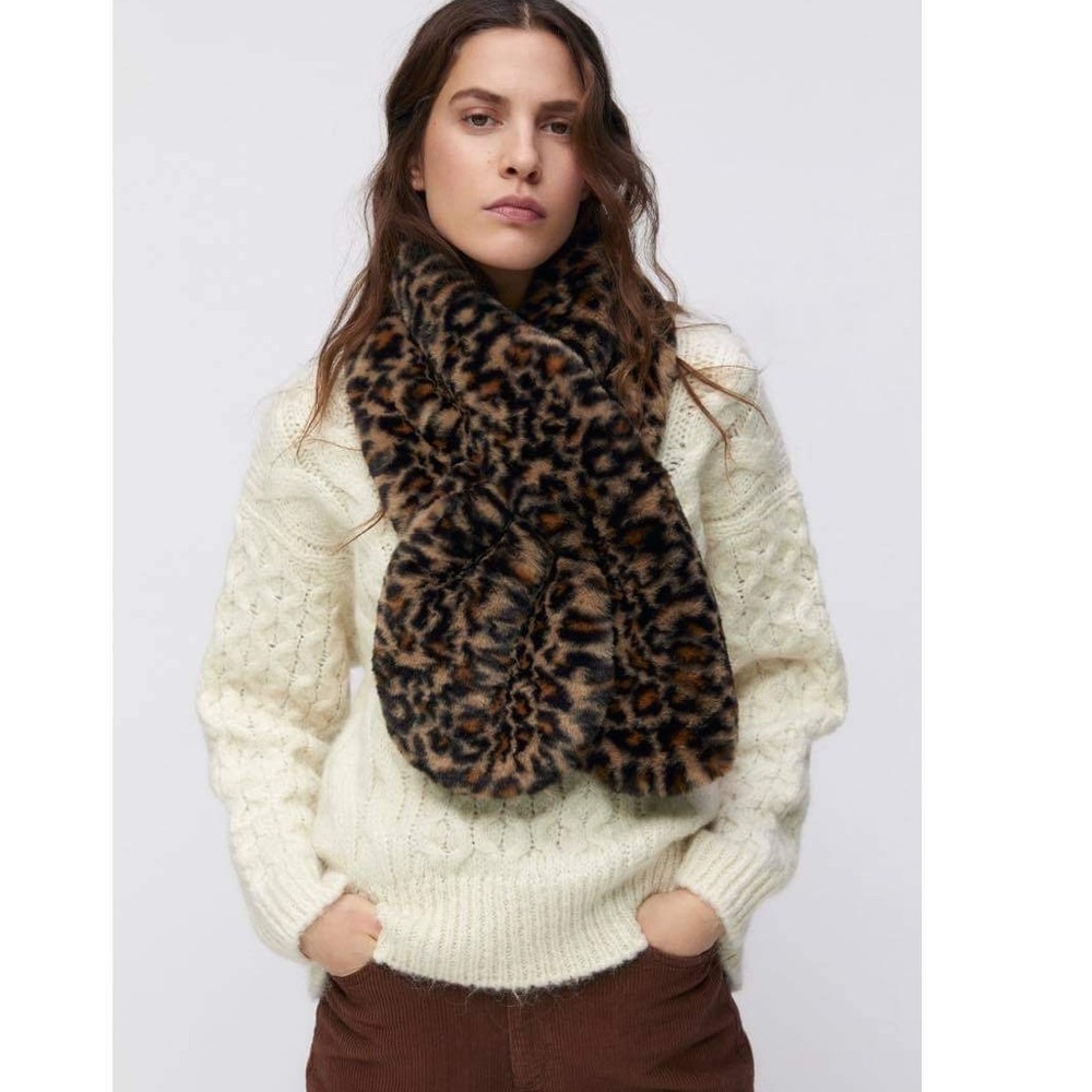 NWT Zara Woman Faux Fur Animal Print Stole Srcarf